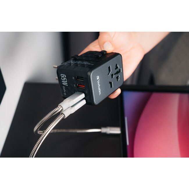 Verbatim UTA-05 universele reisadapter | 2x USB-A + 2x USB-C | 65W | GaN