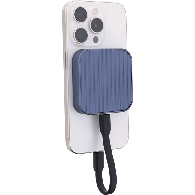 InLine® Clip Case - Magnetic USB-C enclosure for SATA III & NVMe M.2 2230 SSDs