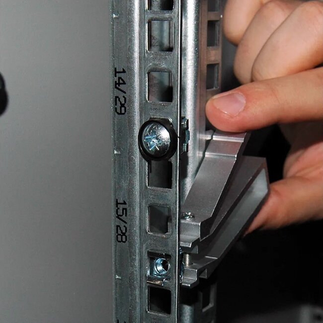 Tool voor M5 en M6 kooimoeren