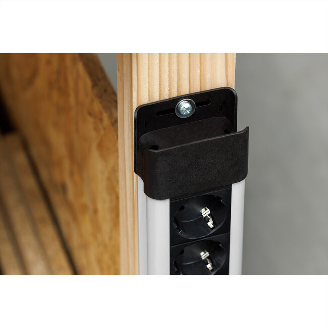 BACHMANN CONNECTUS 6xCEE7/3, 1xSchalter 2,0m CEE7/7 Grau