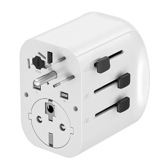 Gembird reisadapter met USB lader | 1x USB-C + 2x USB-A | 15,5W