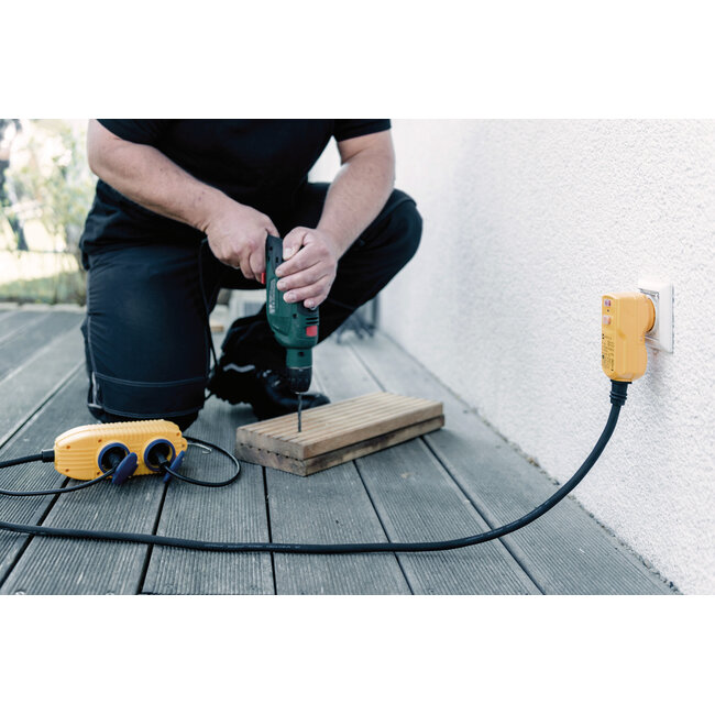 Brennenstuhl bouwplaats stekkerdoos | IP54 | FI-schakelaar | 4 contacten | geel | 5 meter