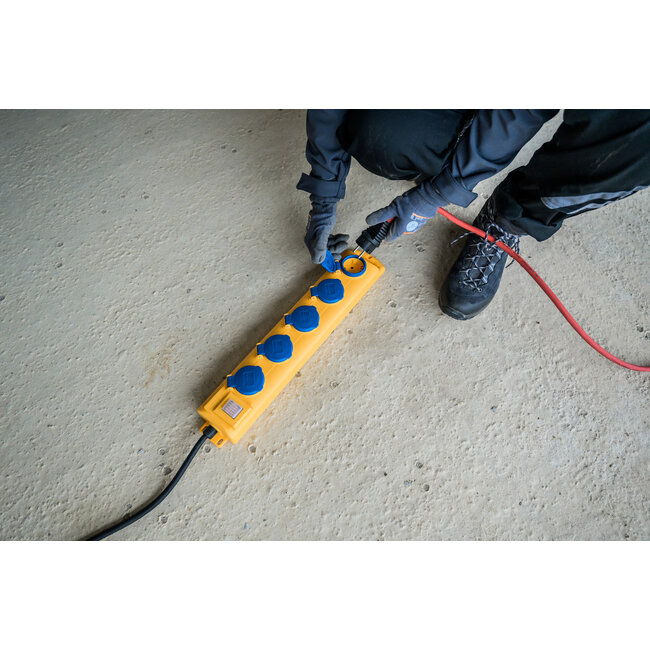 Brennenstuhl Super-Solid-Line bouwplaats stekkerdoos | IP54 | 5 contacten | schakelaar | geel | 5 meter