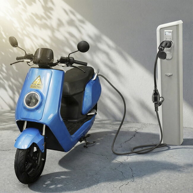 Adapter cable Type 2 (m) to French socket (f), 3.7 kW, 0.5 m