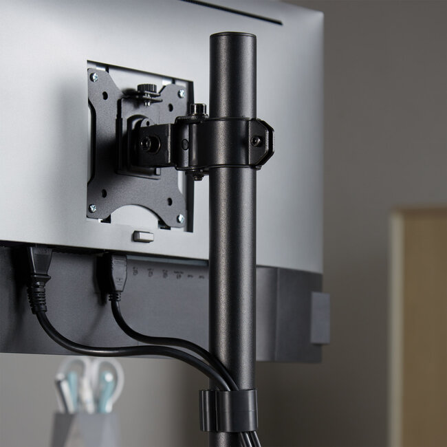 InLine® tafelbevestiging, voor LCD/LED-scherm tot 81cm (32"), max. 9kg, zwart