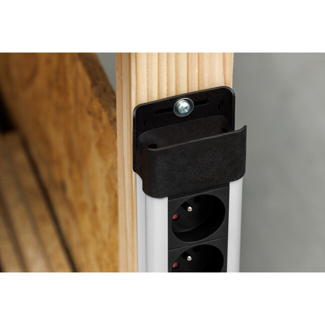 BACHMANN CONNECTUS 6xUTE, 1xschakelaar 2,0 m CEE7/7 grijs