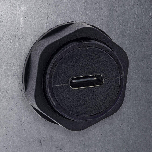 InLine® USB-C koppelaar, IP68, afgeschermd, bus naar stekker, 50cm