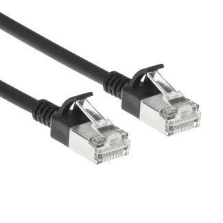ACT ACT Zwarte 1,5 meter LSZH S/FTP CAT7 slimline patchkabel snagless met RJ45 connectoren