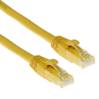 ACT ACT Gele 15 meter U/UTP CAT6A patchkabel snagless met RJ45 connectoren
