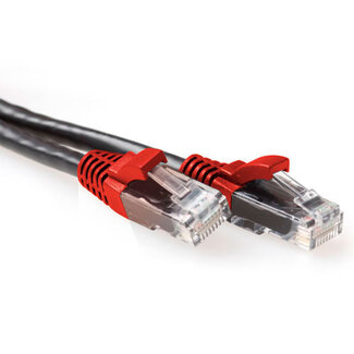 ACT ACT Zwarte 1 meter U/UTP CAT6A patchkabel cross met RJ45 connectoren