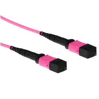 ACT ACT 20 meter Multimode 50/125 OM4 glasvezel patchkabel polarity B met MTP female connectoren