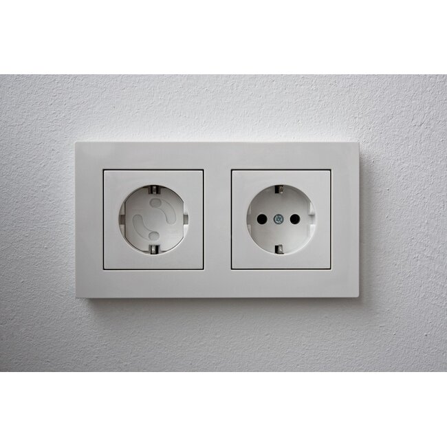 Goobay Contact Protection for Sockets, white