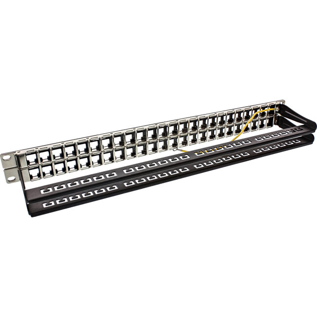 InLine® Patch panel lege plaat 48-voudig,voor RJ45 Keystone Snap-In 19"/1U,zwart