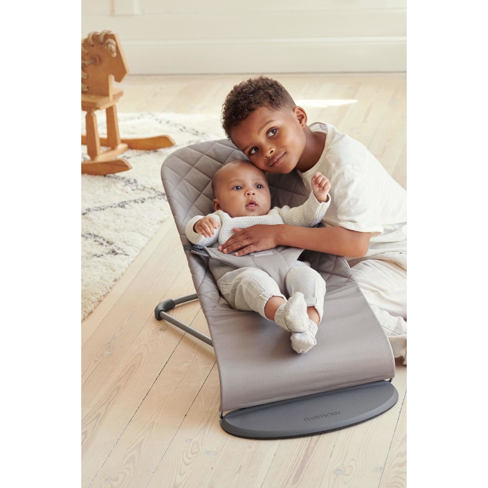 Babybjorn Transat bliss cadre gris foncé coton - 0-2A