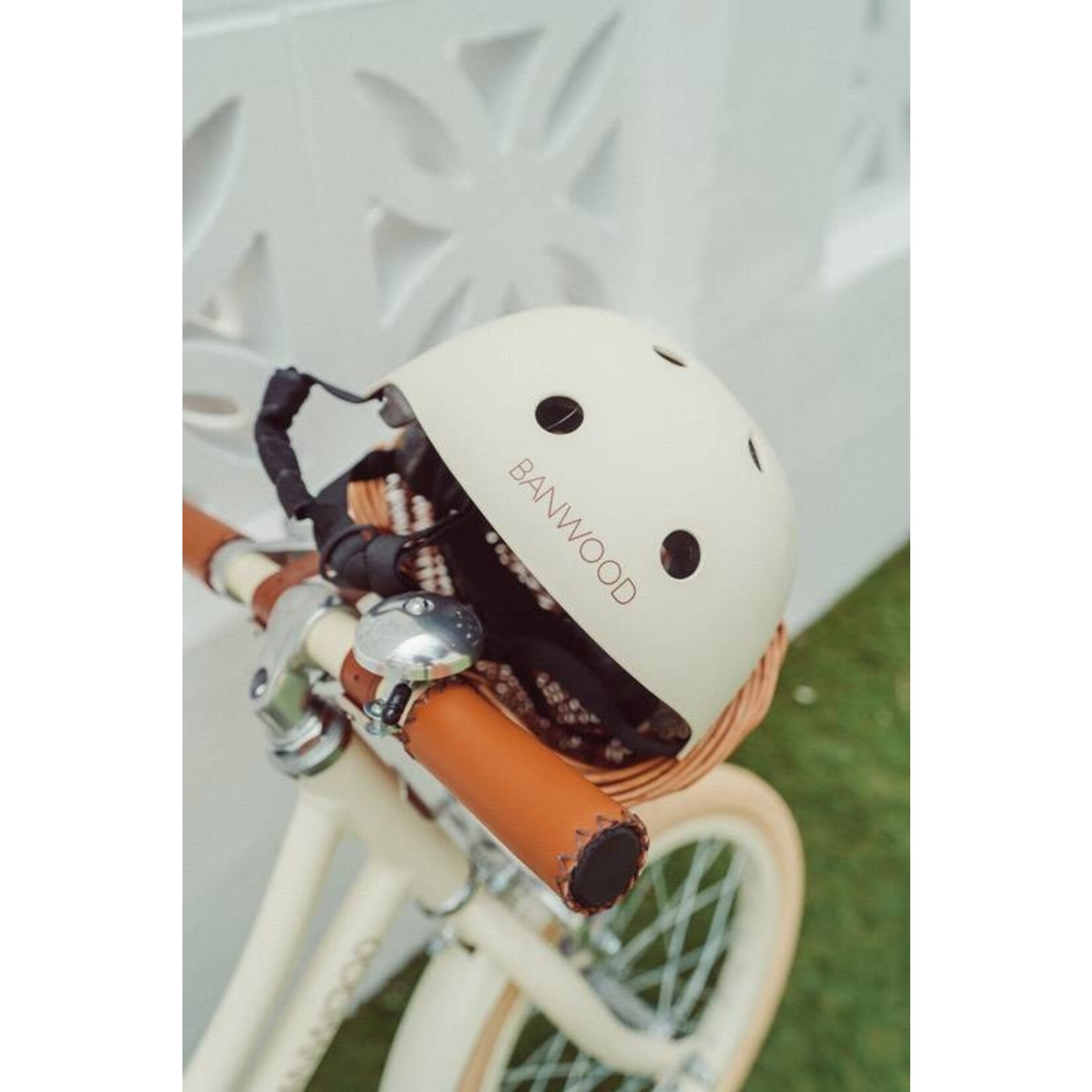 Banwood Casque de Protection Enfant Trottinette et Draisienne