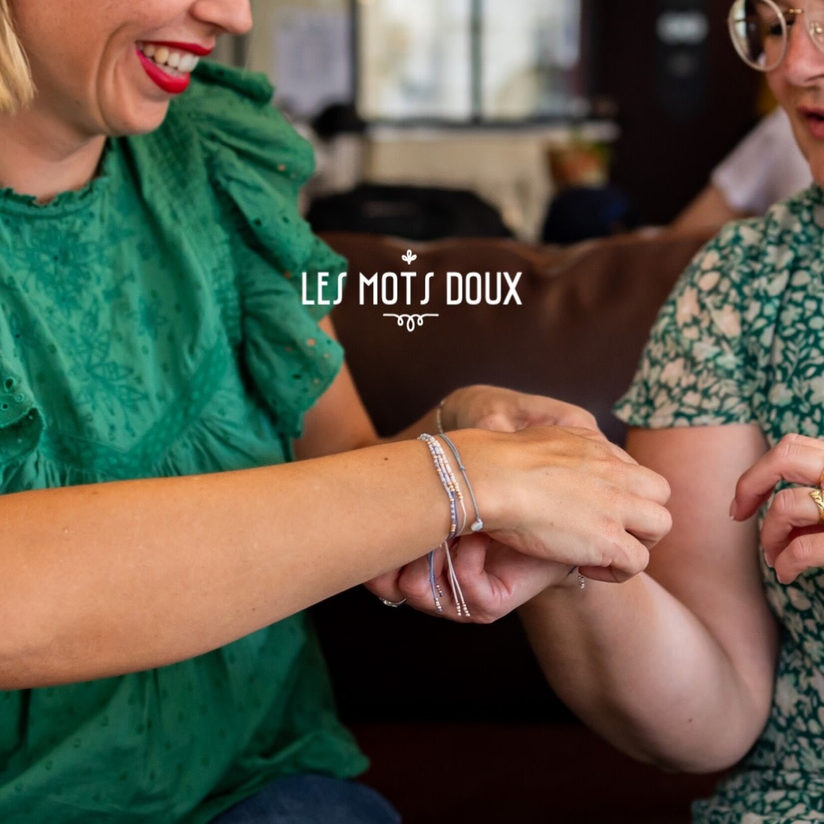 Les mots doux Bracelet code morse je t'aime Famille Earl Grey Or