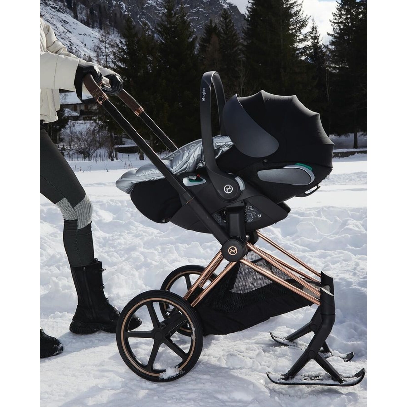 Cybex Platinum Cloud T PLUS I-Size siège bébé rotatif et inclinable tissu mesh