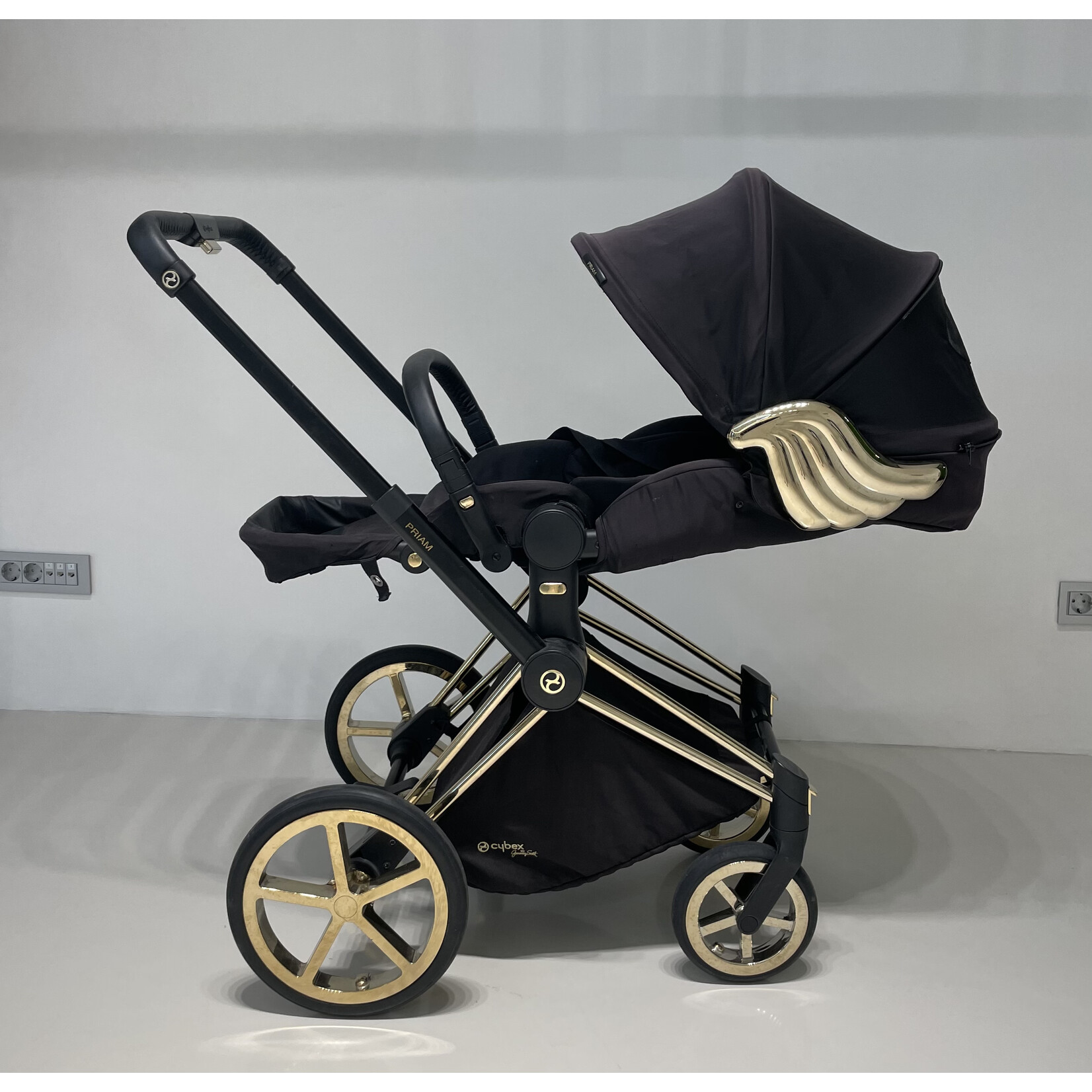 Cybex Platinum Poussette Priam 4 Jeremy Scott Wings