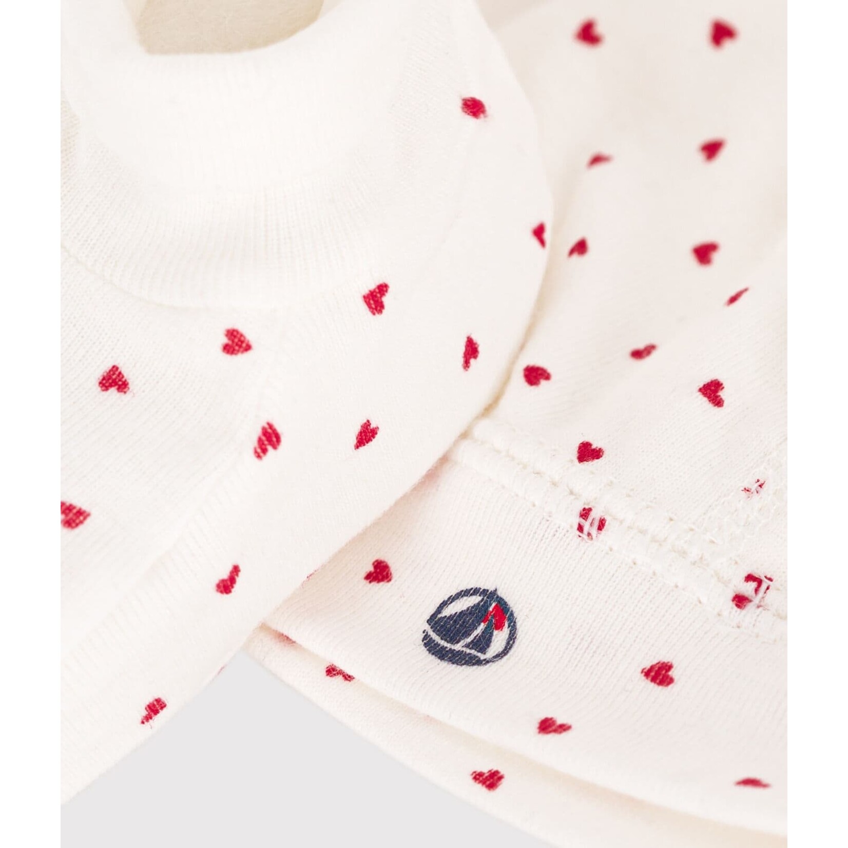 Petit Bateau Lot De Bonnet Et Chaussons Bébé Coeurs Rouges En Coton Bio