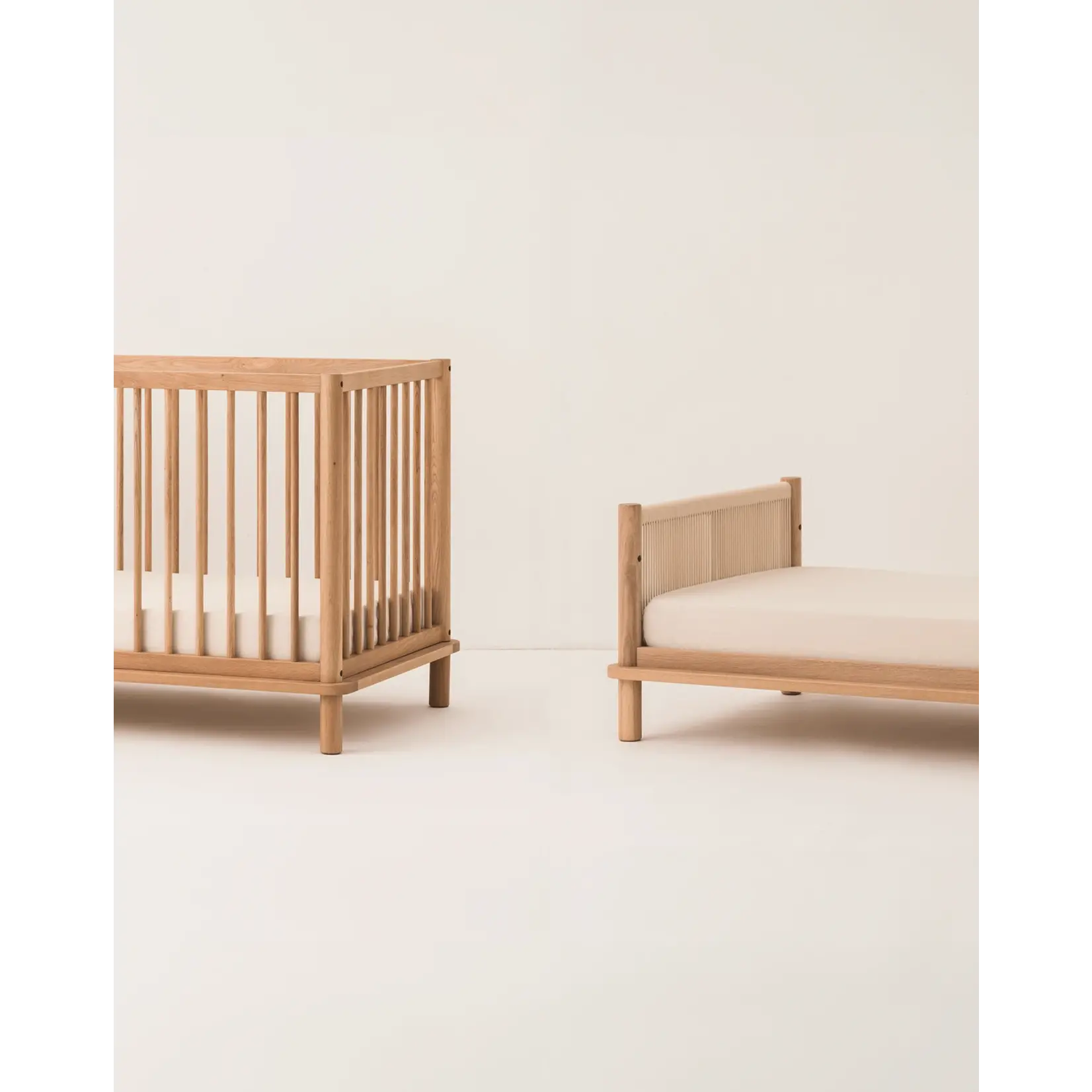 Nobodinoz Lit Bébé Evolutif en Chêne Massif Latitude + Extension Lit Junior 70x140CM