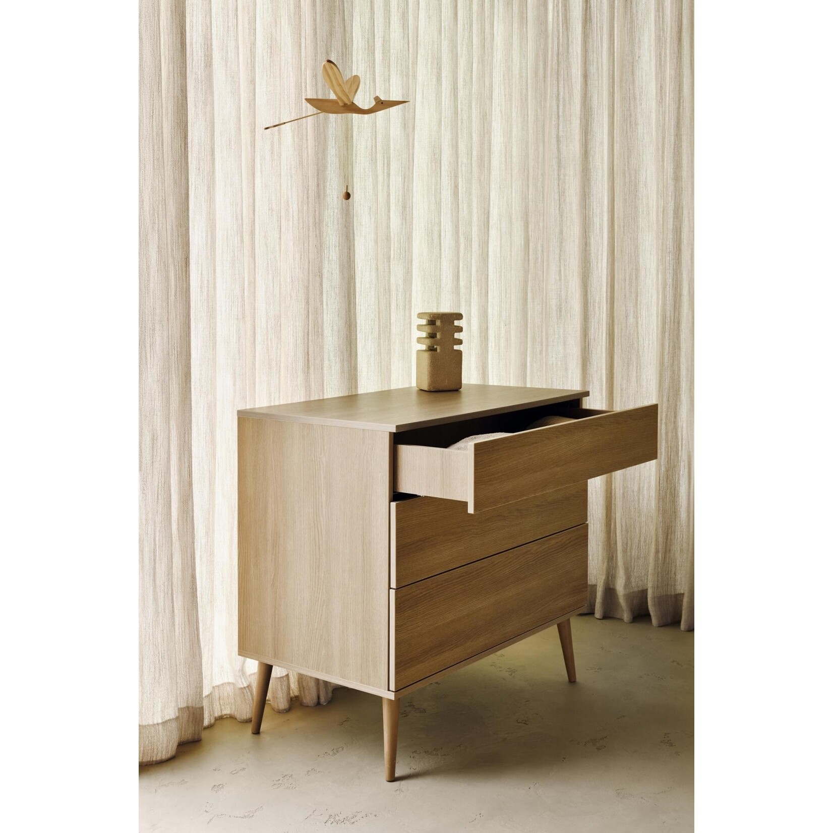 Quax Flow Commode Honey Ash