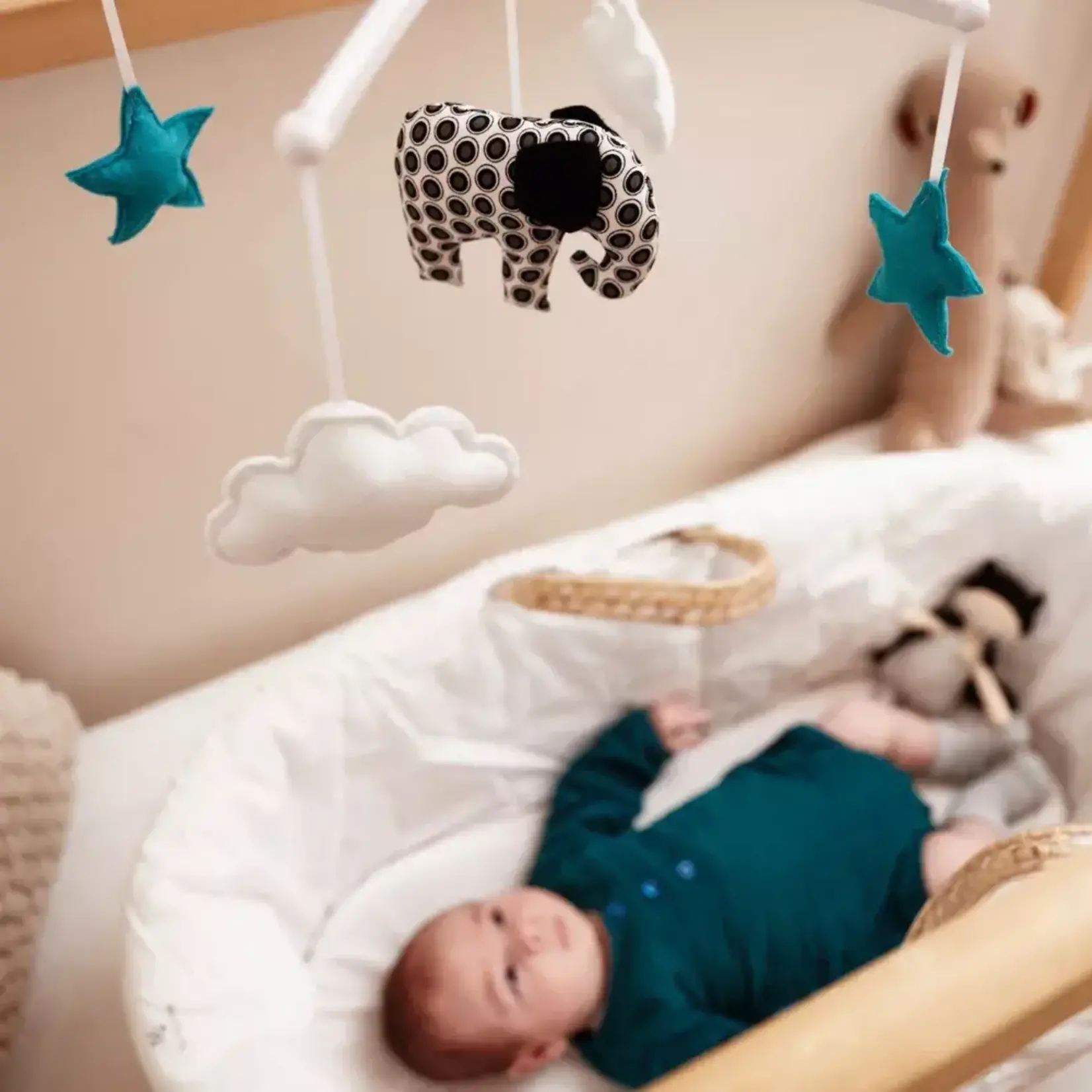 Pouce et Lina Mobile Musical Éléphant Black et White