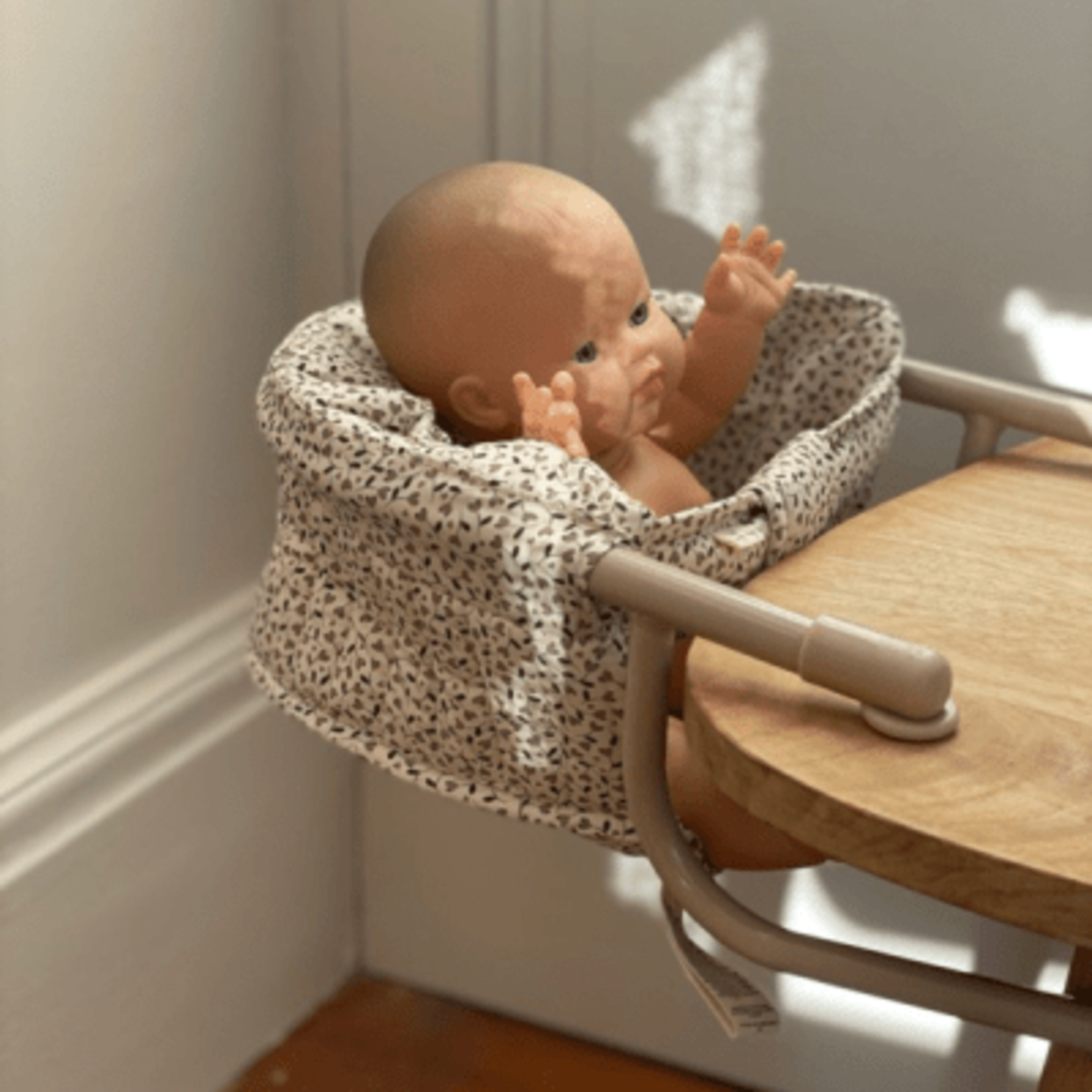 Kongessloejd Chaise de Table pour Poupée Milk Tank