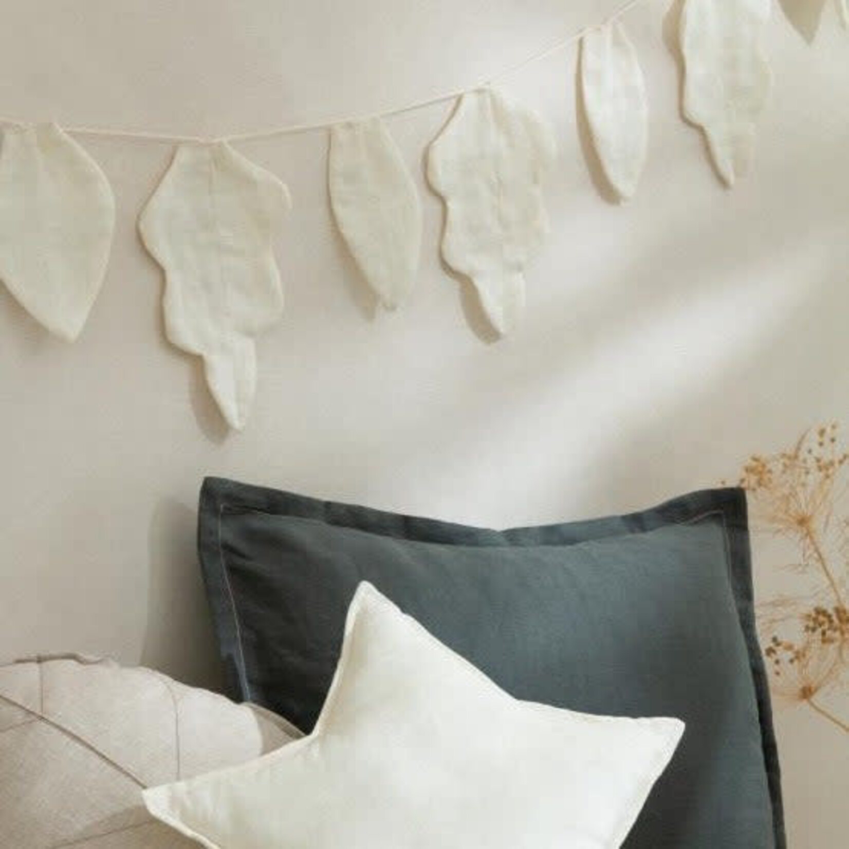 Nobodinoz Guirlande Décorative Feuilles Leaf Lin Français Off White 128 cm