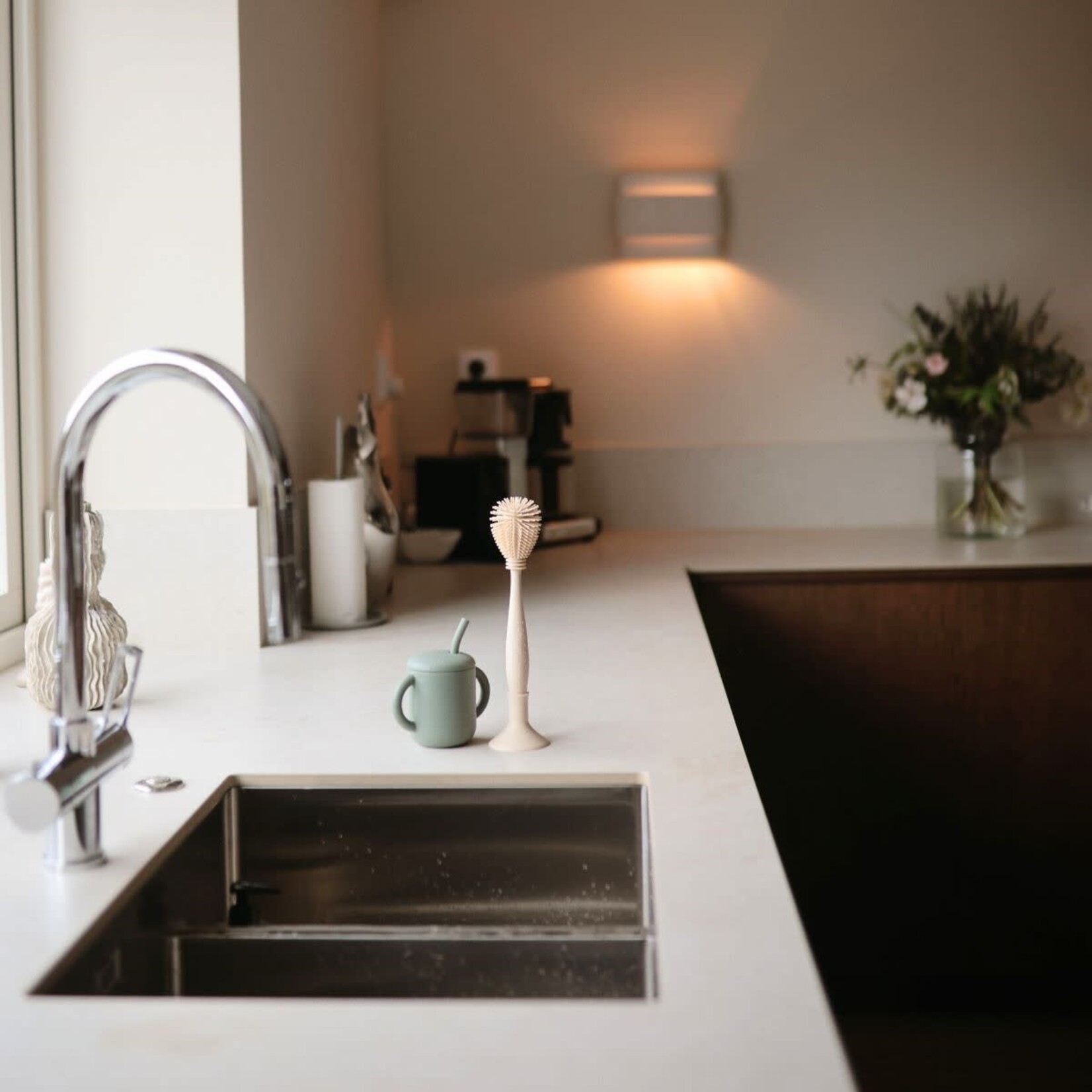 Mushie Goupillon Silicone Souple Shifting Sand