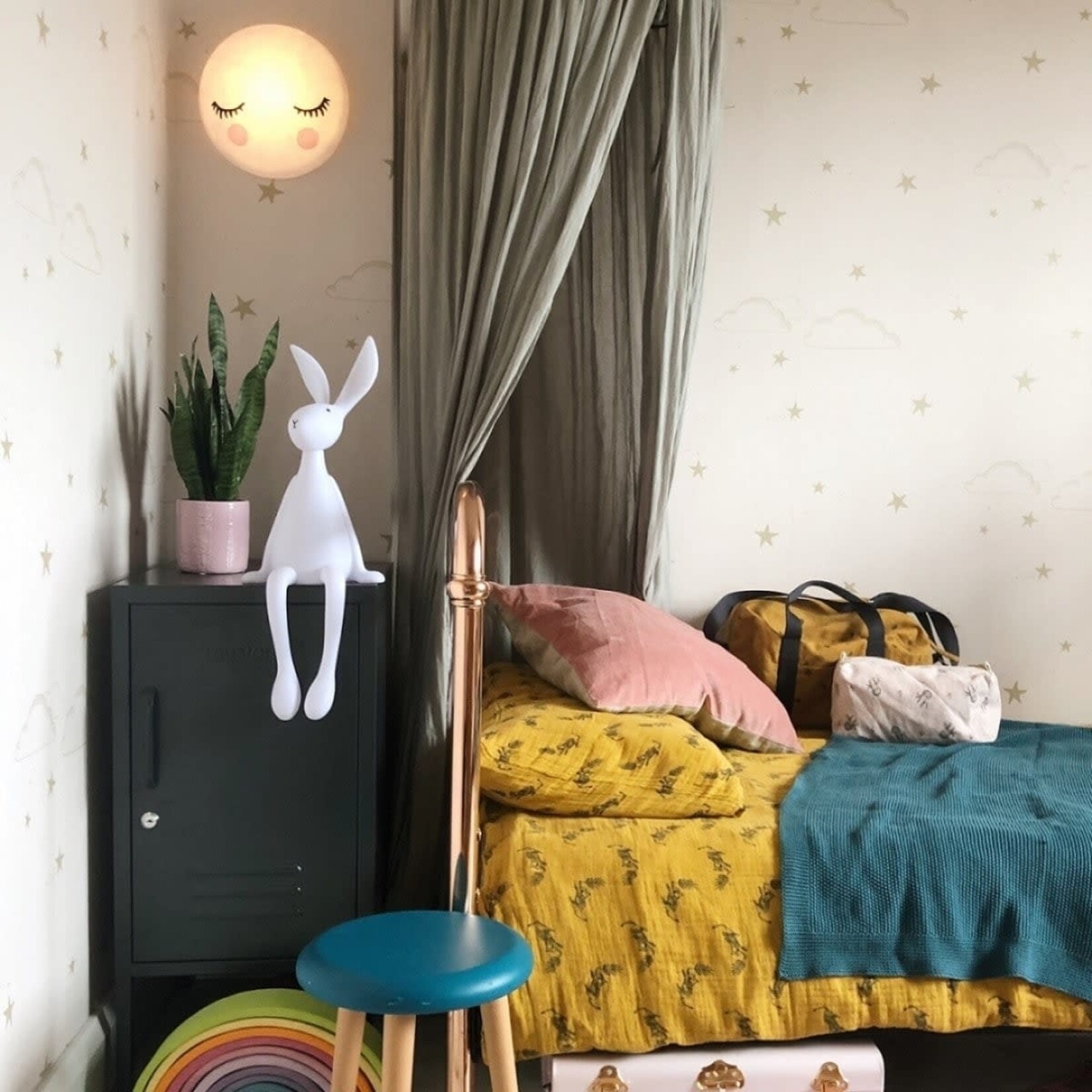 Rose in april Veilleuse Miss Moon Tactile