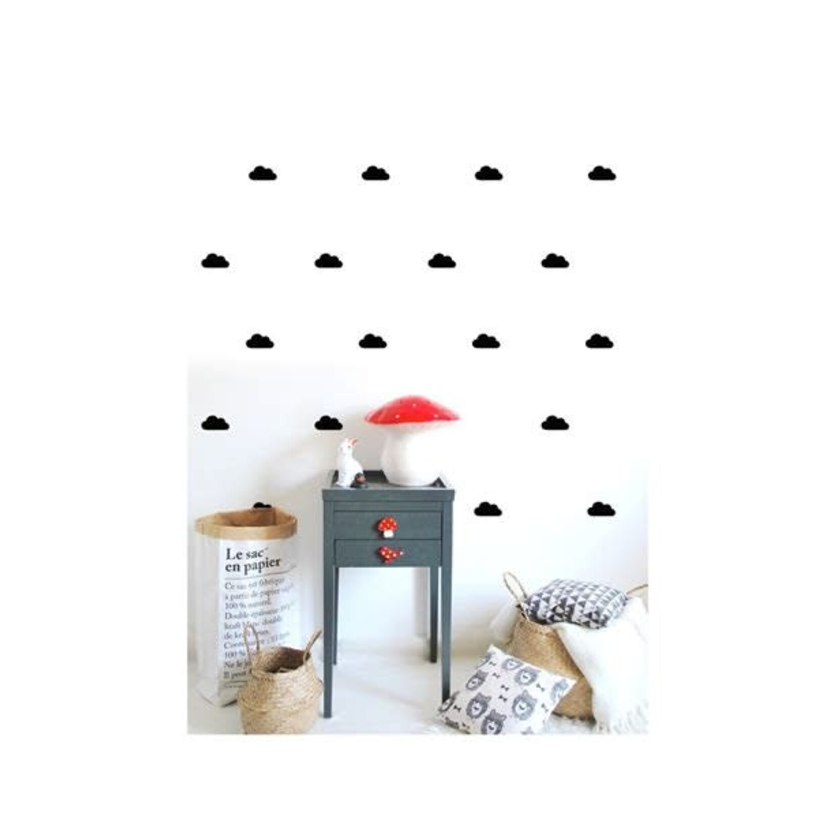 Pom le bonhomme Stickers Déco Repositionnables Nuages Noirs