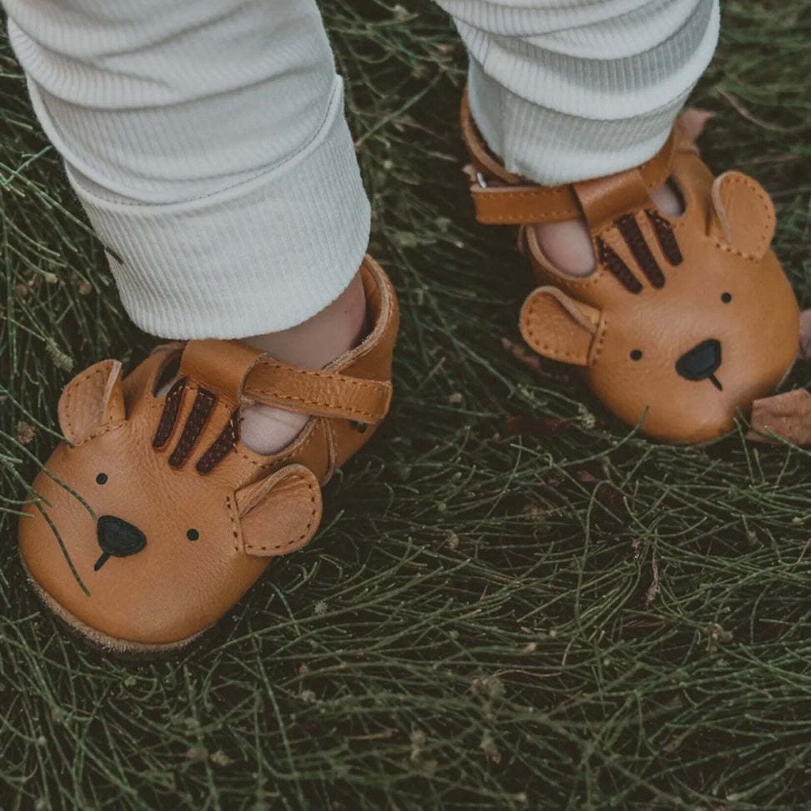 Donsje Chaussons Spark Classic Leather Tiger Camel 17-18