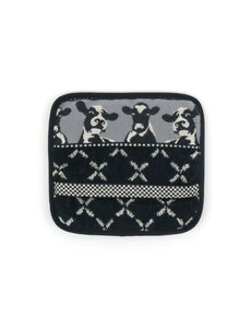 Bunzlau Castle Pannenlap Cows Black