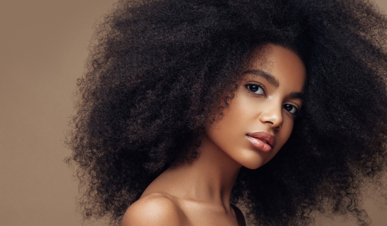 Conditioner voor krullend of pluizend-haar