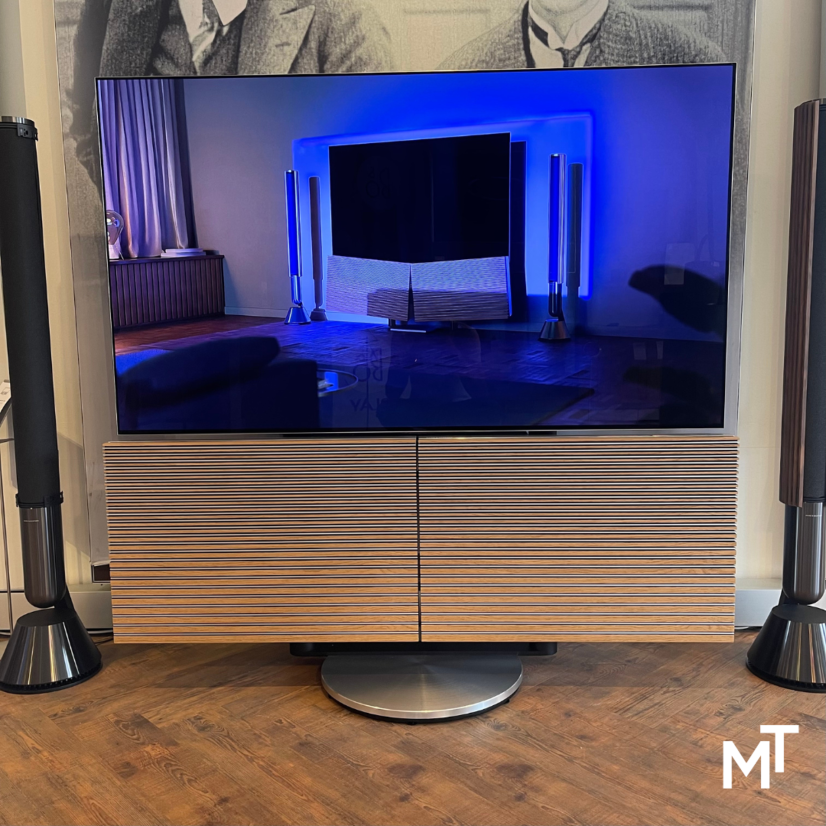 Bang & Olufsen Bang & Olufsen Beovision Harmony 77” Oak/Silver