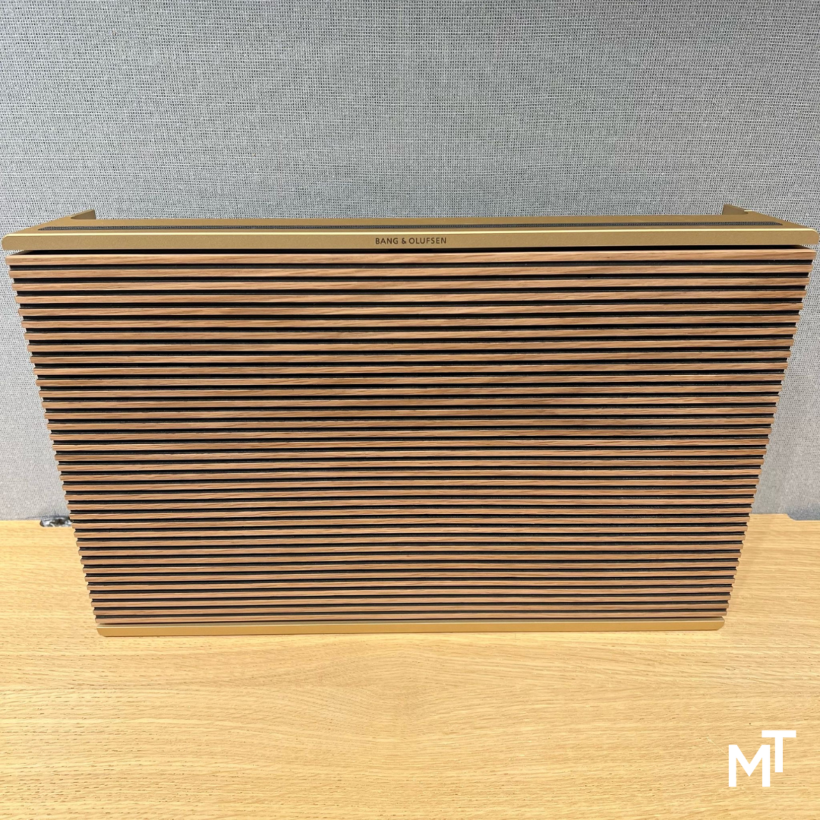 Bang & Olufsen Beosound Level Gold Tone DEMO