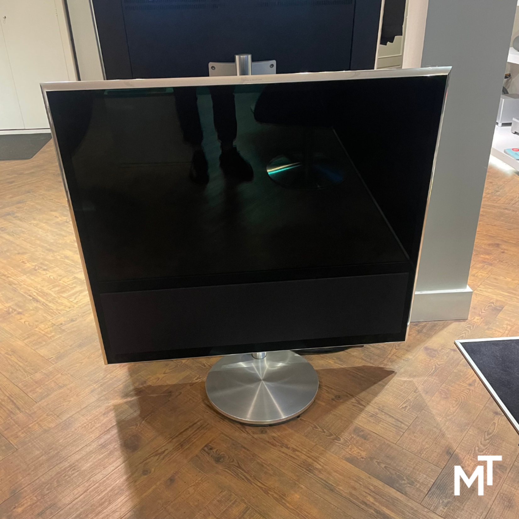 Bang & Olufsen Beovison 11-46