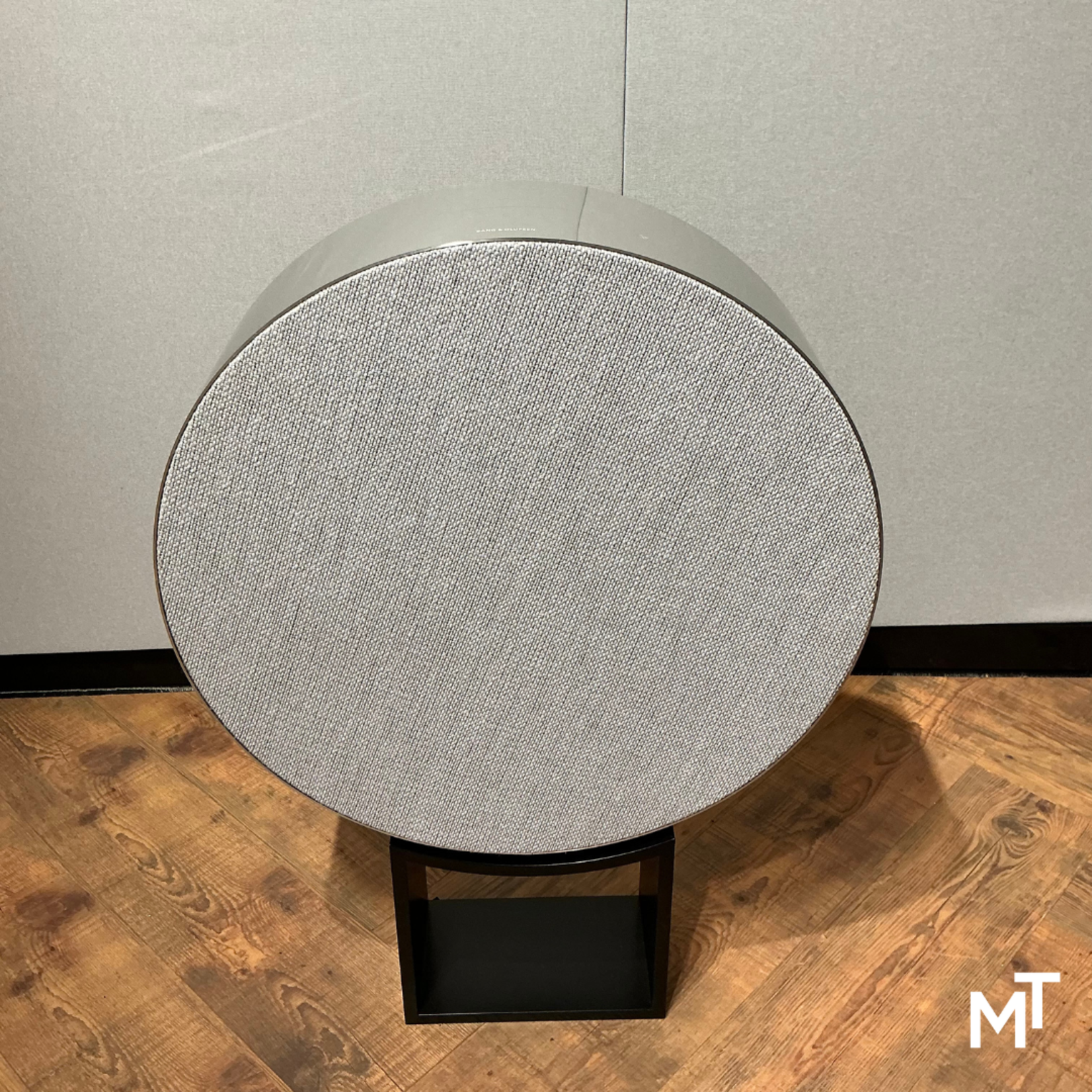 Bang & Olufsen Beosound Edge Natural
