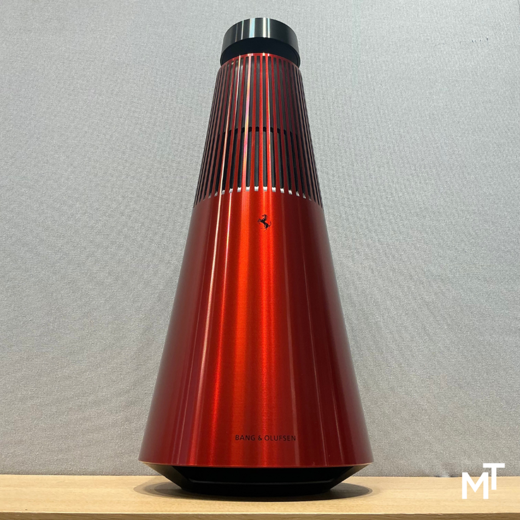 Bang & Olufsen Beosound 2 3rd gen Limited Edition Ferrari