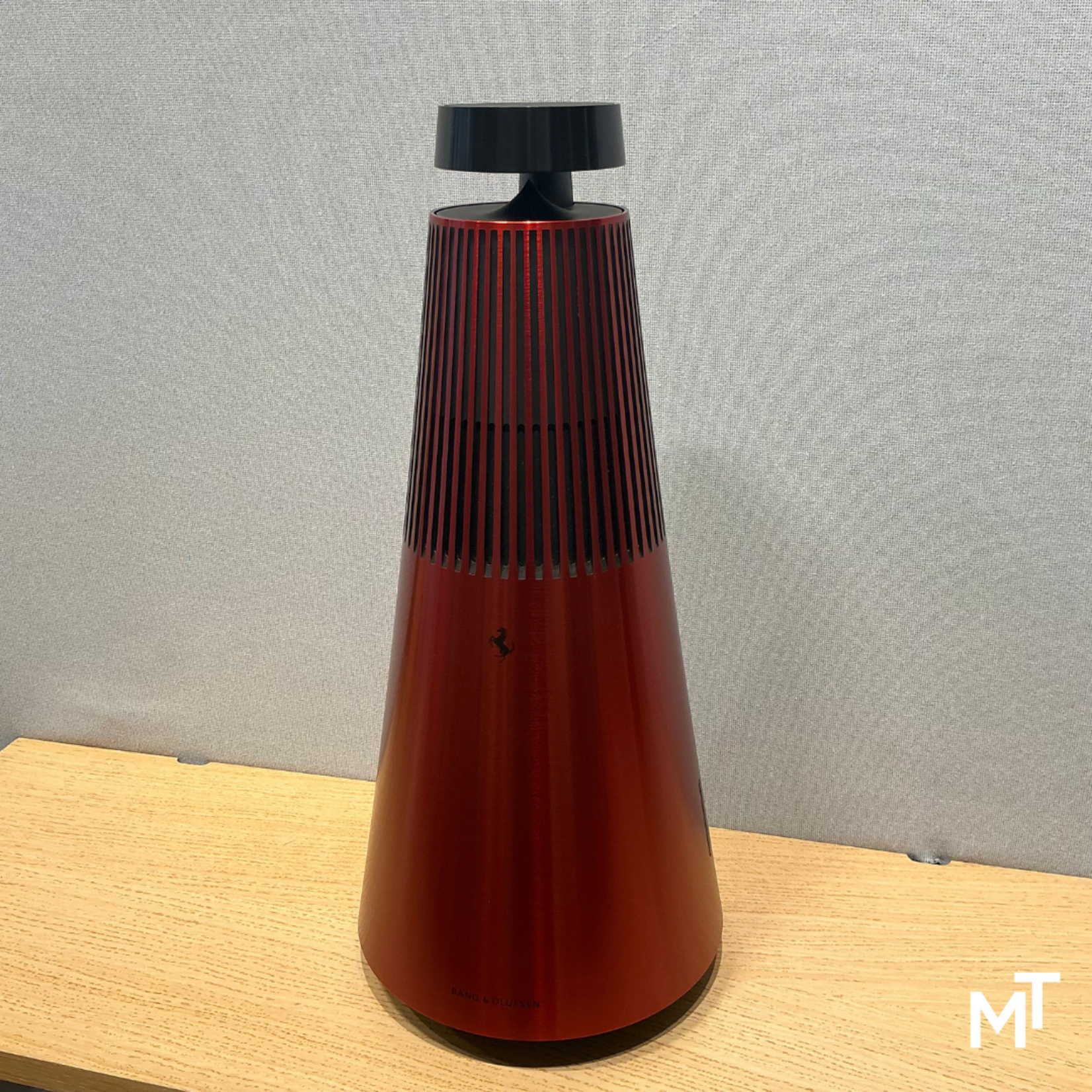 Bang & Olufsen Beosound 2 3rd gen Limited Edition Ferrari