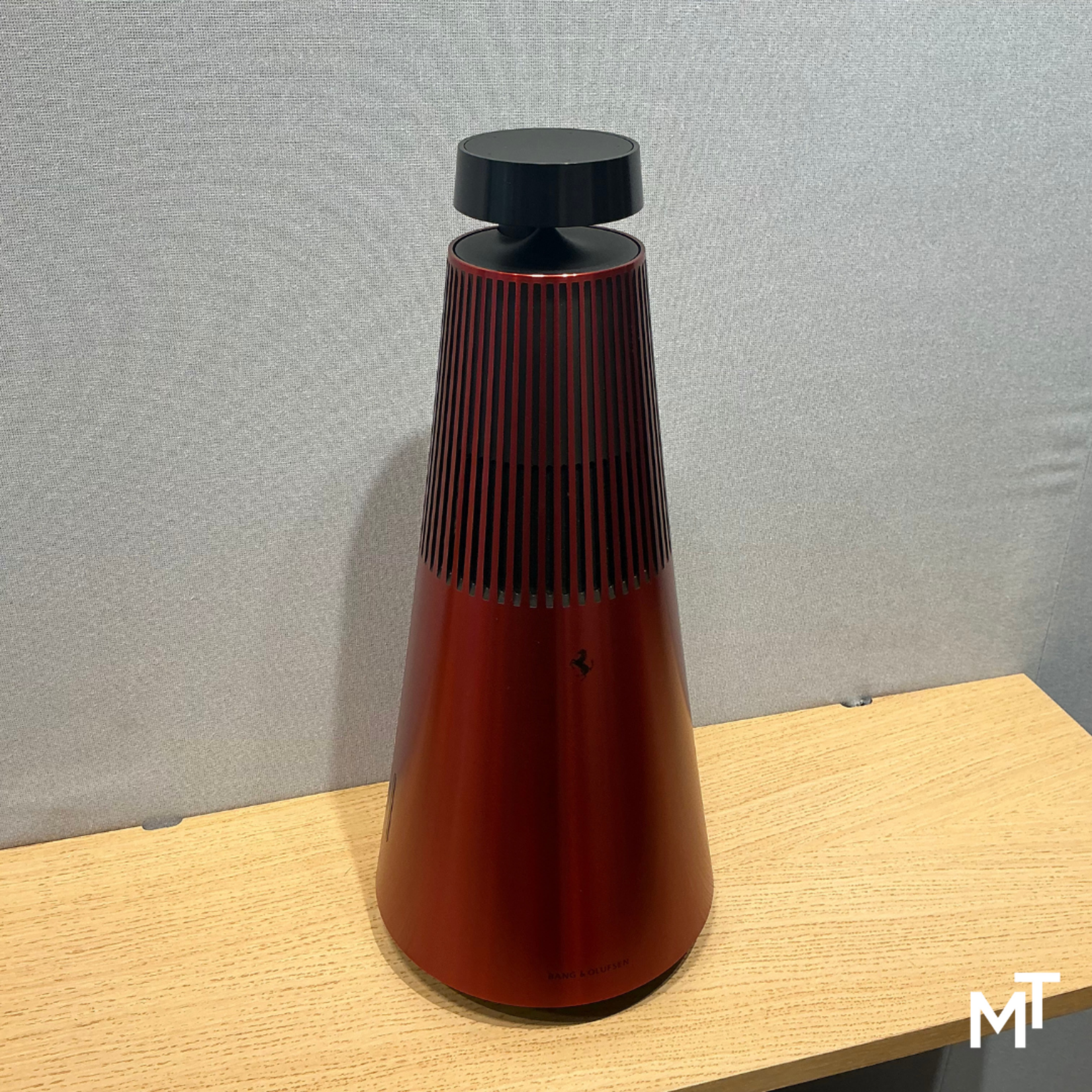 Bang & Olufsen Beosound 2 3rd gen Limited Edition Ferrari