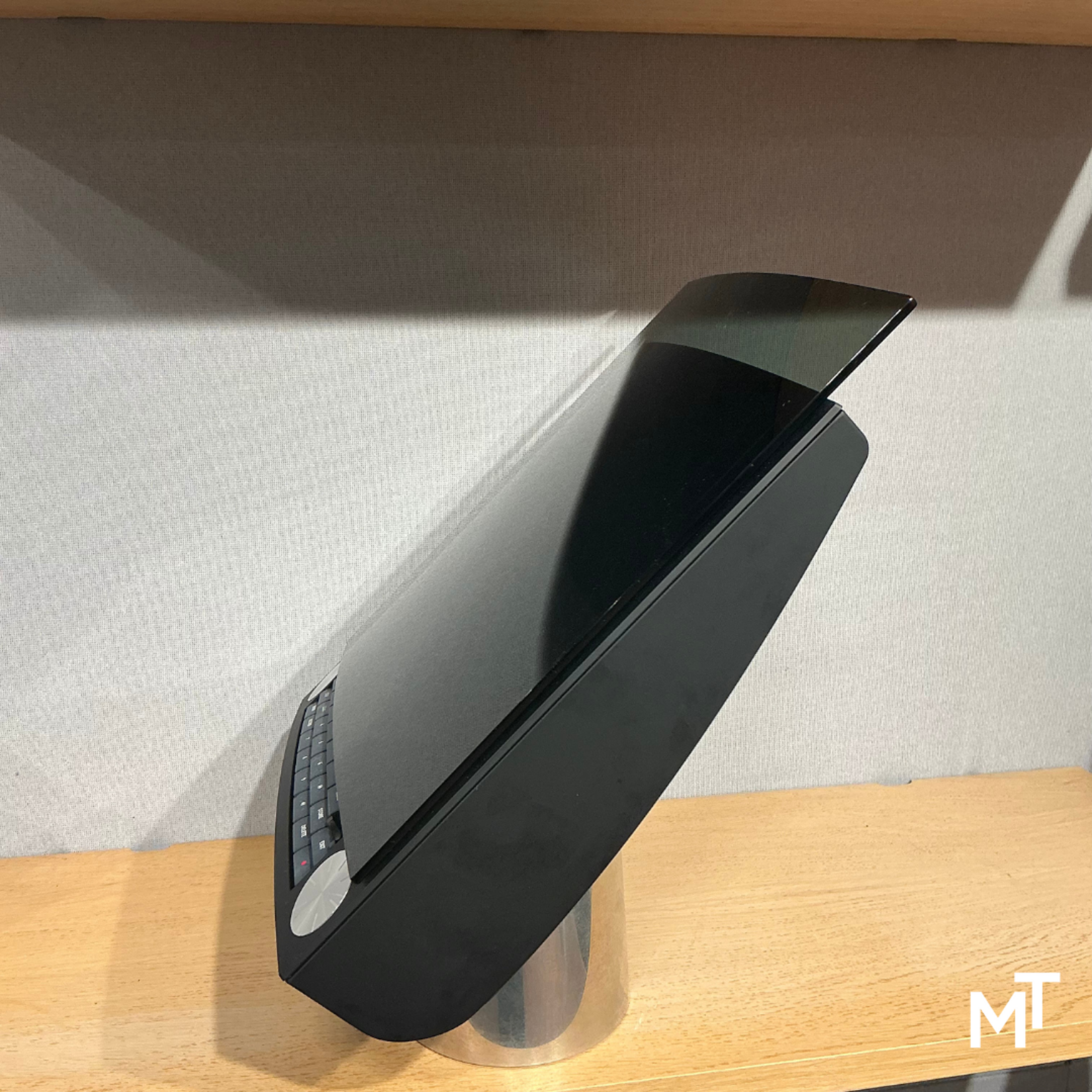 Bang & Olufsen Beosound 4