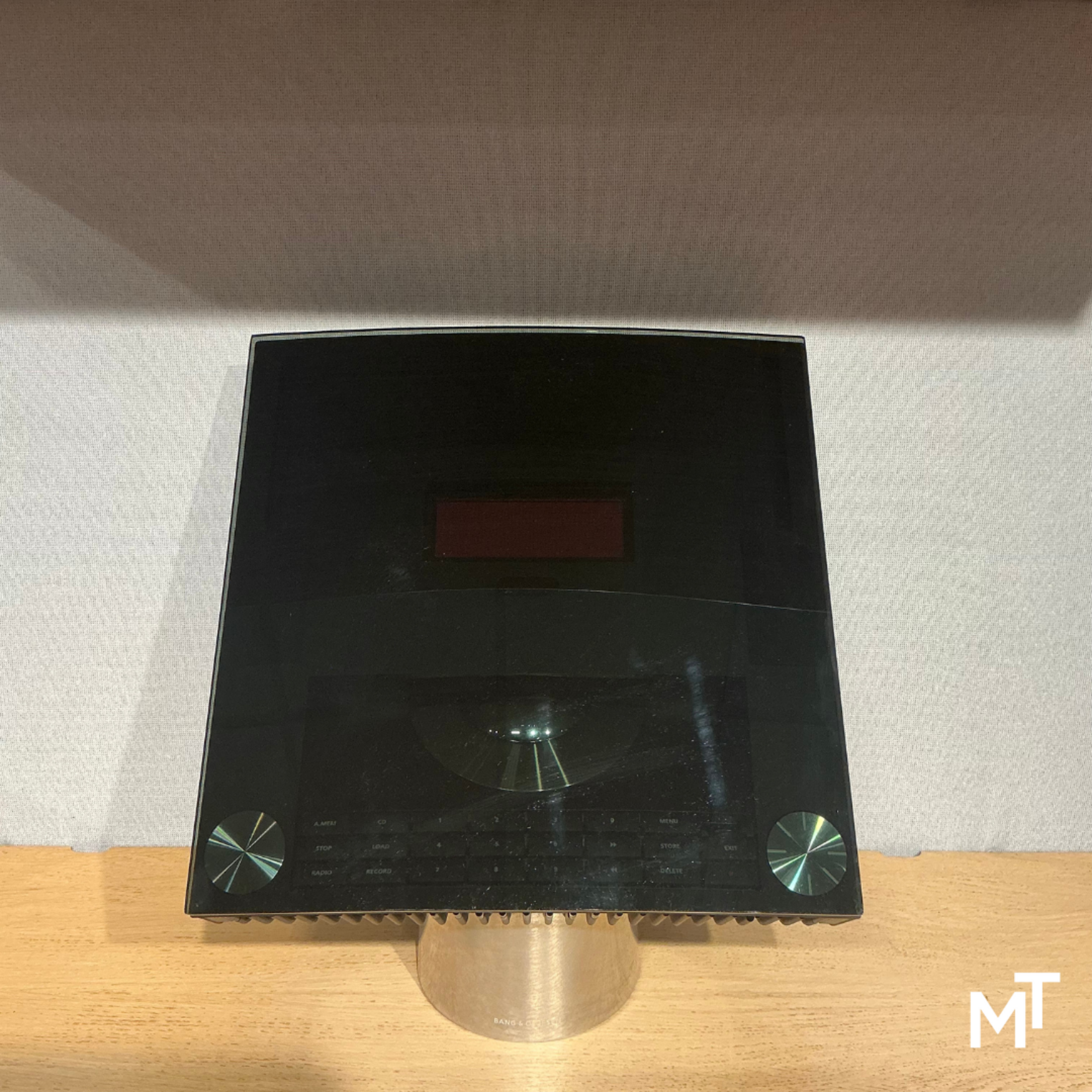 Bang & Olufsen Beosound 4