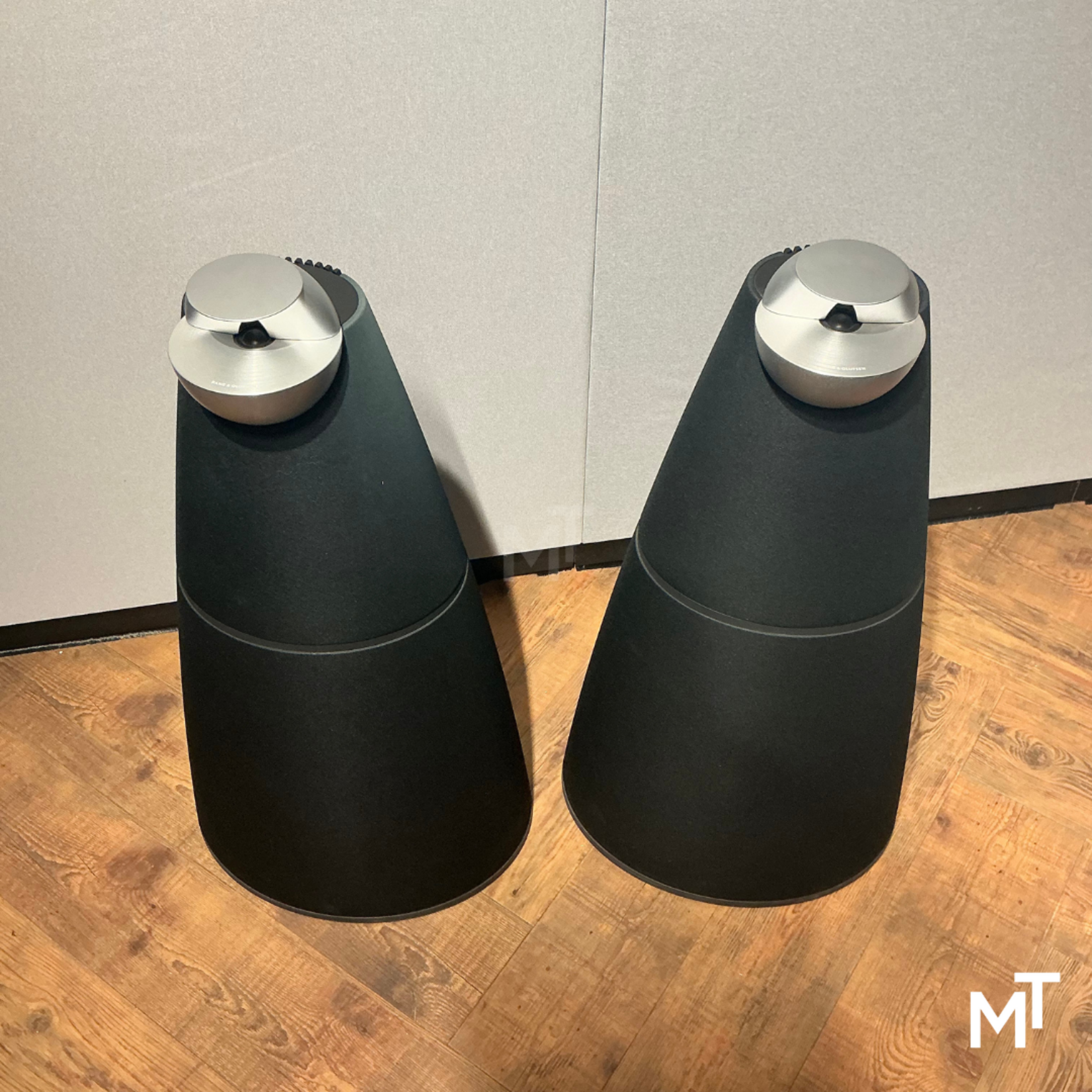 Bang & Olufsen Beolab 9 Fabric Black