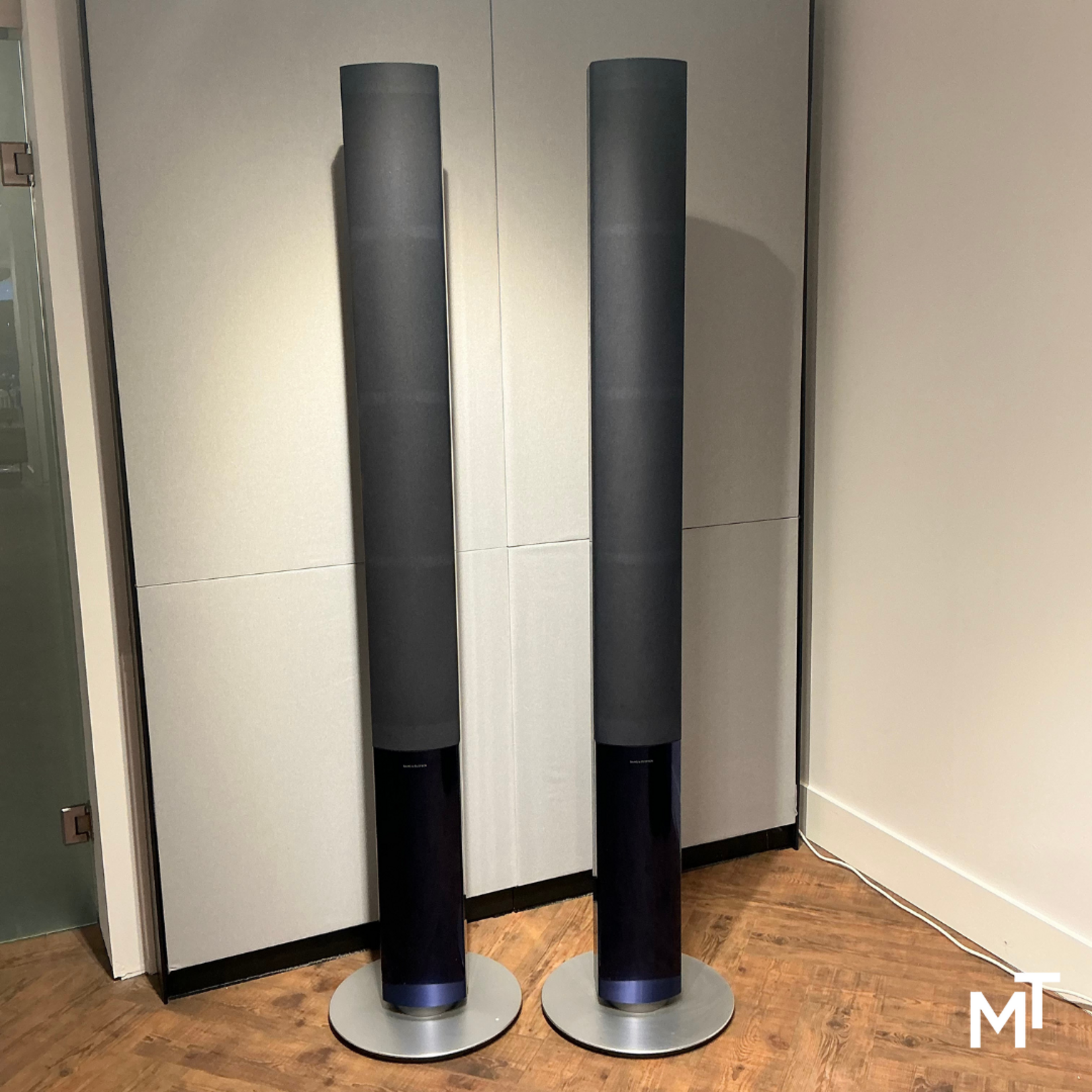 Bang & Olufsen Beolab 1 Blue