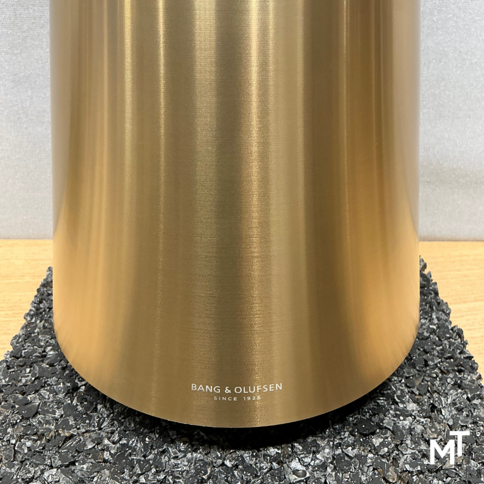 Bang & Olufsen Beosound 2 2nd gen Gold Tone