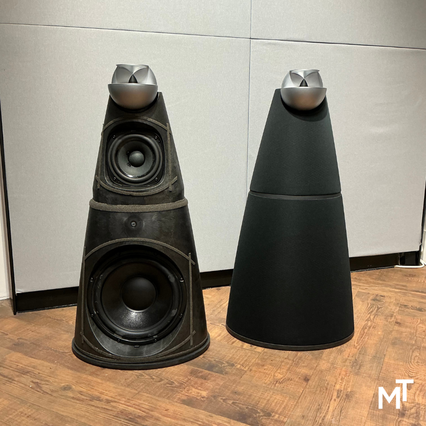 Bang & Olufsen Beolab 9 Fabric Black
