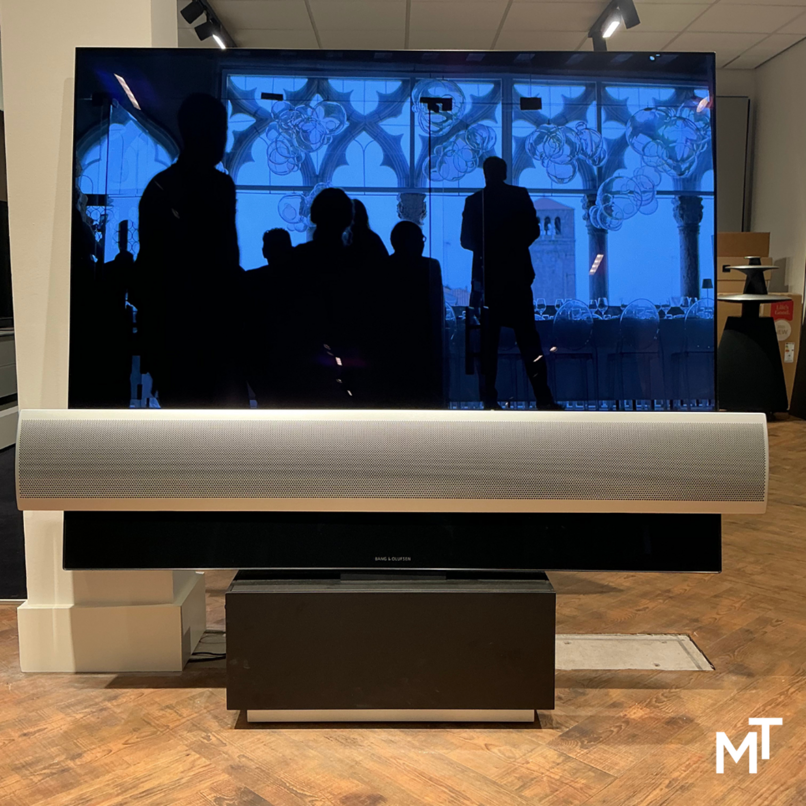 Bang & Olufsen Bang & Olufsen Beovision Eclipse 55 LG C5 OLED scherm