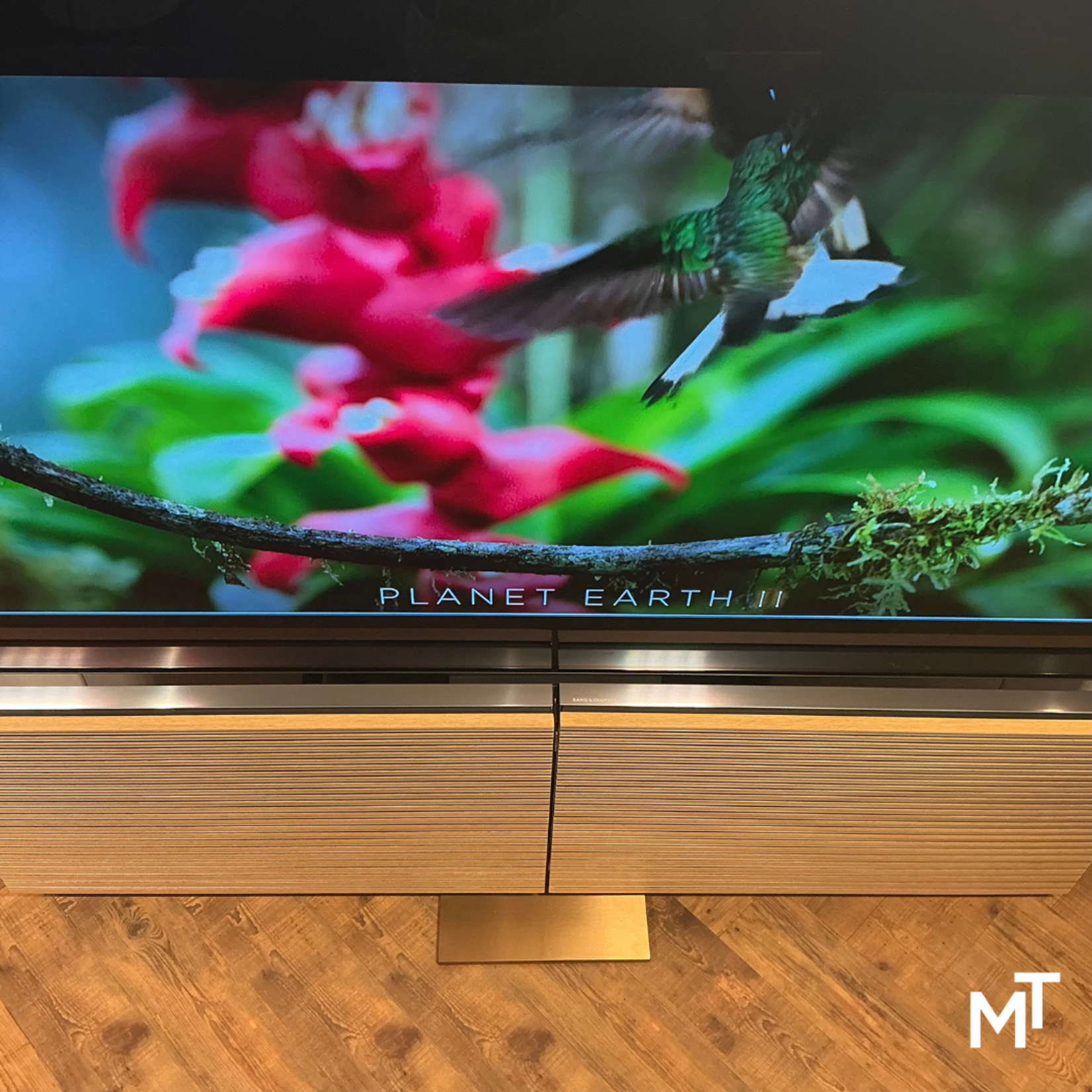 Bang & Olufsen Bang & Olufsen Beovision Harmony 77” Oak/Silver