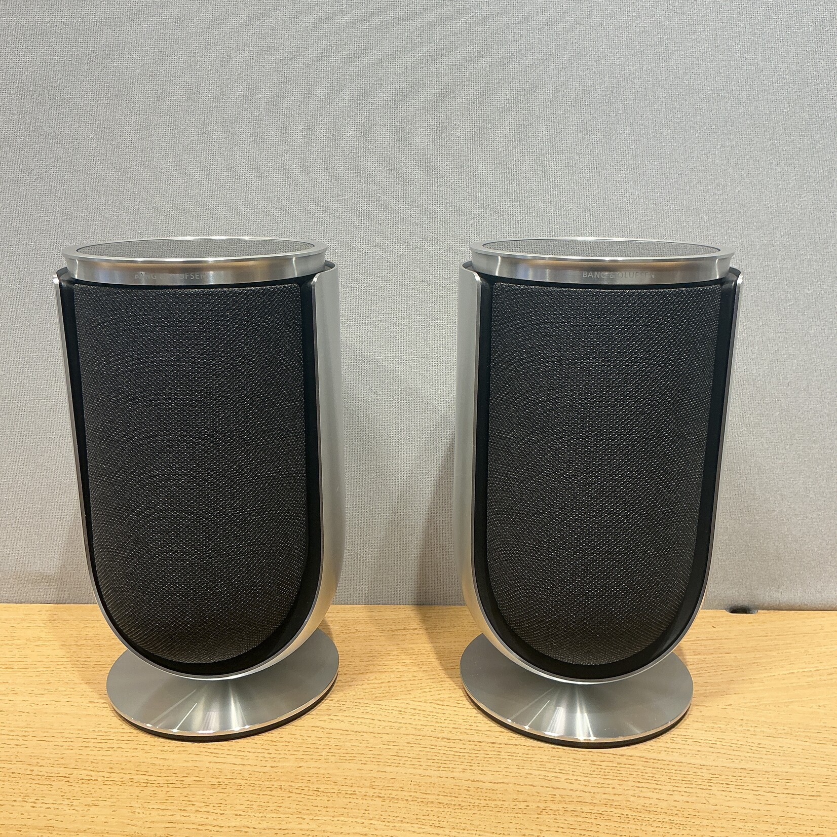 Bang & Olufsen Beolab 8 Silver / Grey Melange